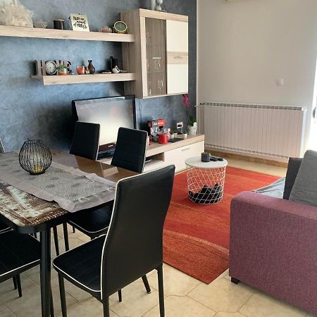 App Maria 1 Apartman Zambratija Kültér fotó