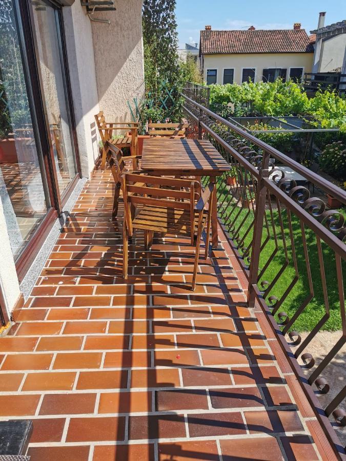 App Maria 1 Apartman Zambratija Kültér fotó