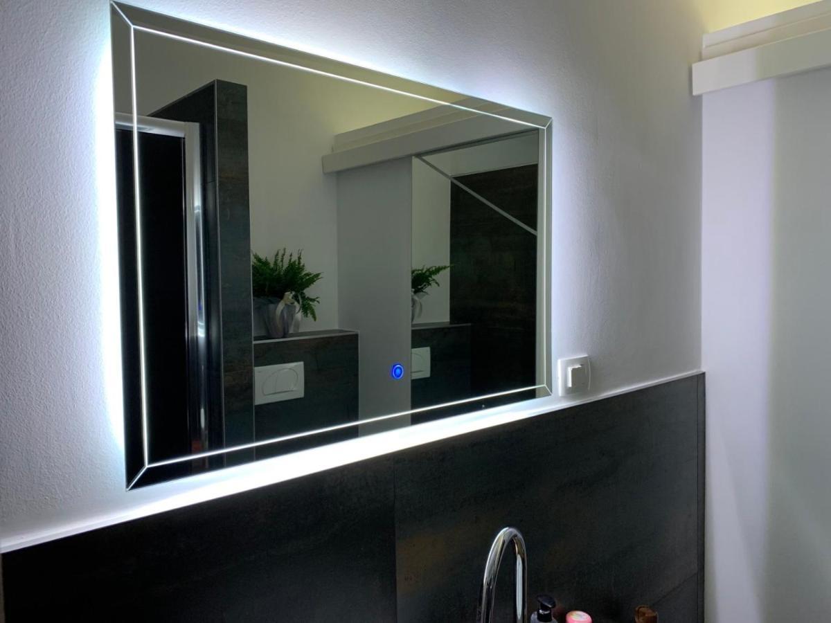 App Maria 1 Apartman Zambratija Kültér fotó
