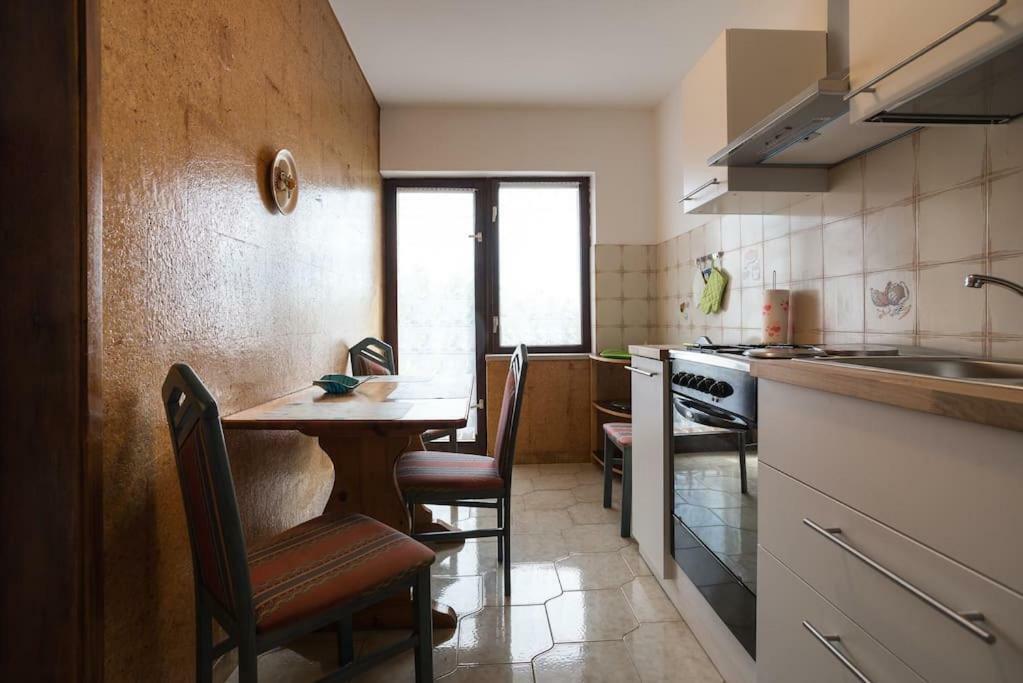 App Maria 1 Apartman Zambratija Kültér fotó